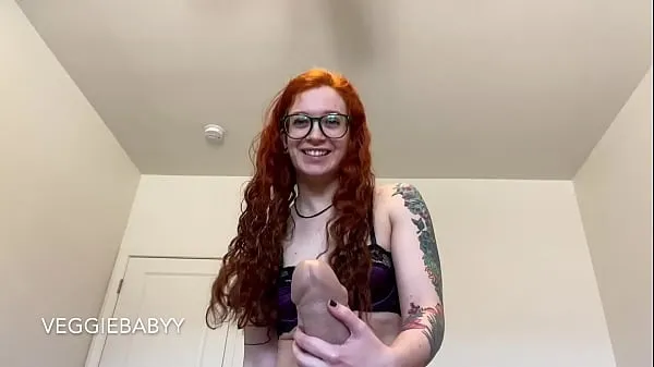 Grote gentle hole stretching and breeding with huge cock futa mommy - full video on Veggiebabyy Manyvids warme buis