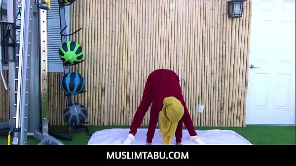 Stort MuslimTabu - Hijab Dick Fixing Nurse varmt rör