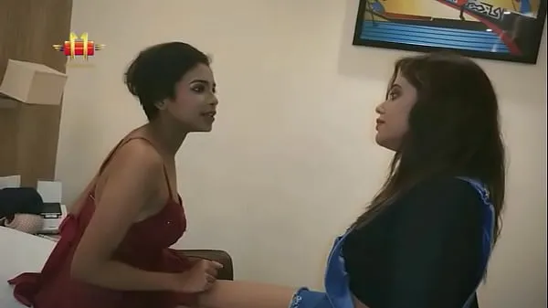Stort Indian Sexy Girls Having Fun 1 varmt rør