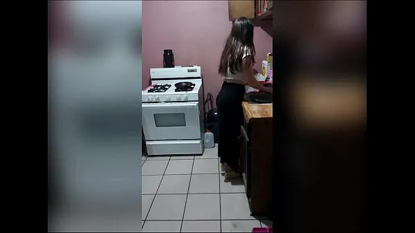Μεγάλος Stop! Young stepmother of only 18 years old alone at home and the stepson takes advantage of that, real homemade θερμός σωλήνας