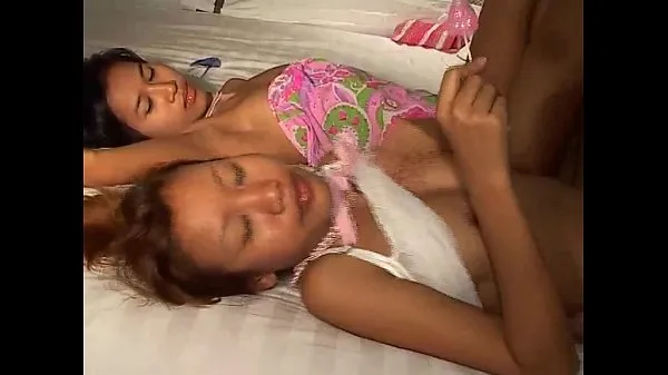 Velká Saori & Saya Thai teens lick ice-cream titty teplá trubice
