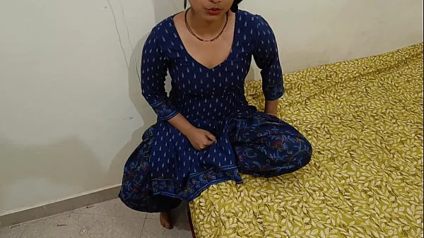 Veľká Hot Indian Desi village housewife cheat her husband and painfull fucking hard on dogy style in clear Hindi audio teplá trubica