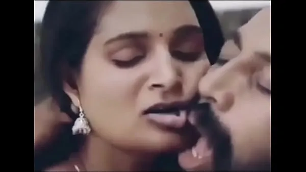 Big i want to know the name of the movie. please tell me if any one knows about it warm Tube