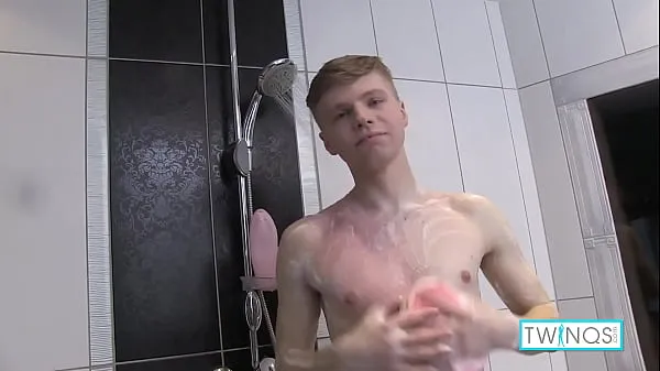 Big The Sexy Video Of Horny Blonde James Taking A Super Hot Shower warm Tube