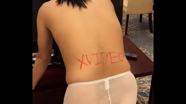 Suuri Slut fucks in hotel lämmin putki