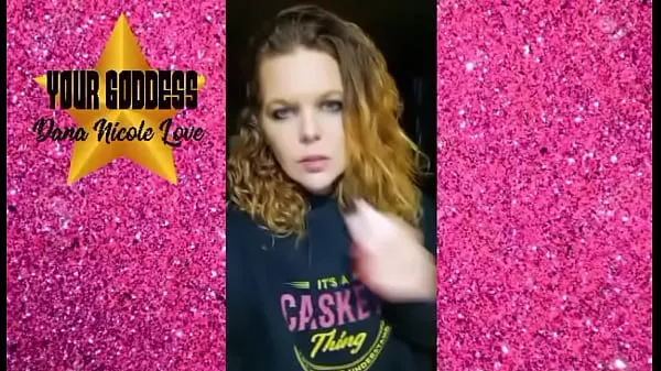 Nagy Ms. Dana Nicole caters to your smoking fetish meleg cső