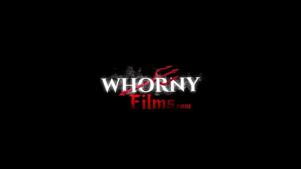 Stort WHORNY FILMS Reverse Gangbang Stunning Babes Sharing One Big Cock varmt rør