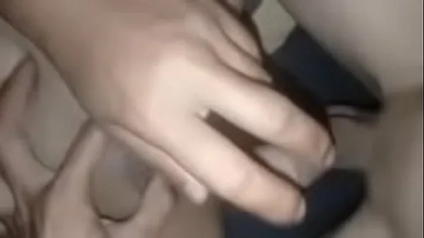 Stort Spreading the beautiful girl's pussy, giving her a cock to suck until the cum filled her mouth, then still pushing the cock into her clit, fucking her pussy with loud moans, making her extremely aroused, she masturbated twice and cummed a lot varmt rør