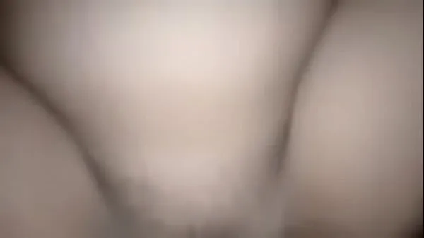 Stort Spreading the beautiful girl's pussy, giving her a cock to suck until the cum filled her mouth, then still pushing the cock into her clitoris, fucking her pussy with loud moans, making her extremely aroused, she masturbated twice and cummed a lot varmt rør