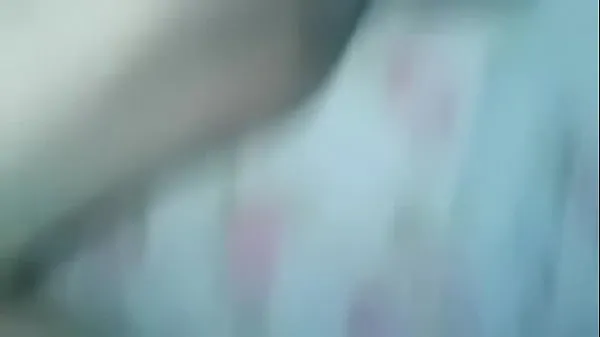 बड़ी Spreading the pussy of a with a pretty, fuckable clit, stuffing a cock in her clit, jerking the cock in and out of her pussy until he squirts all over her pussy with a lot of cum गर्म ट्यूब