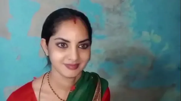 Grote Indian Lalita bhabhi was fucked by her servant, Indian horny and sexy lady sex relation with her servant warme buis