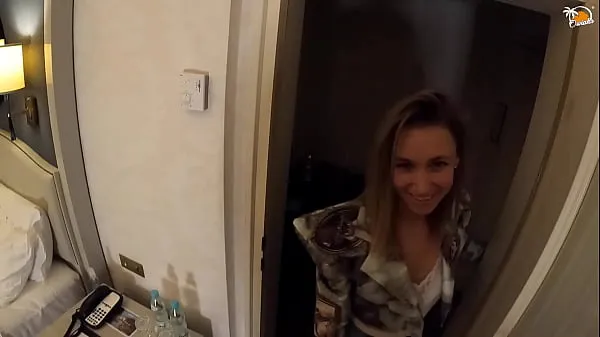 Stort POV: Sexy yoga instructor gets fucked on first date varmt rør