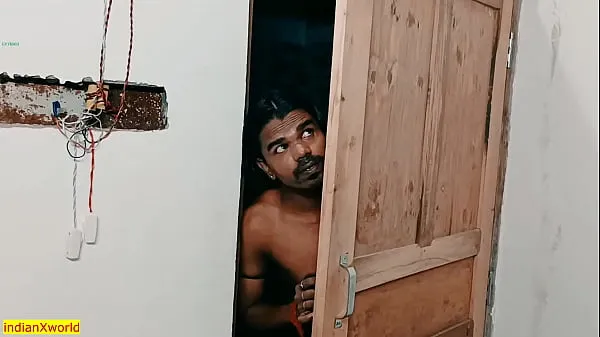 Indian Village Bhabhi fucked by Thief at Midnight! Real Sex Tiub hangat besar