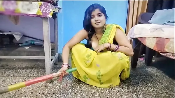 Indian sex. अपने घर में नौकरानी के मोटे मोटे boobs देख मालिक के लड़के ने चोद डाल Tiub hangat besar