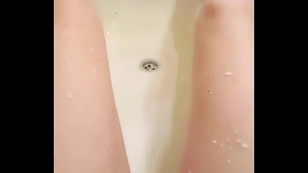 I Was Cum Covered After Bath أنبوب دافئ كبير
