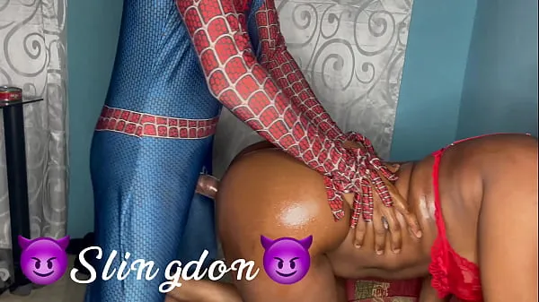 Ống ấm áp Spiderman saved the city then fucked a fan lớn
