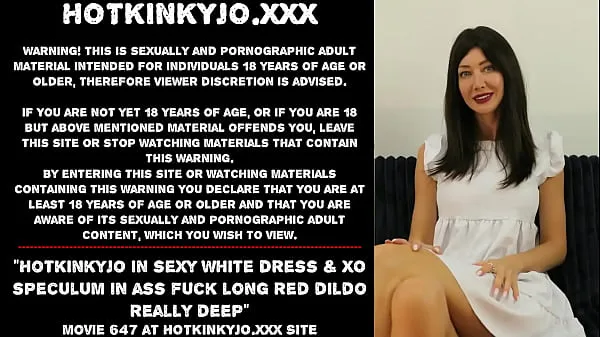 Suuri Hotkinkyjo in sexy white dress & XO speculum in ass fuck long red dildo really deep lämmin putki
