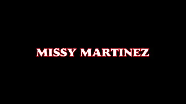 ใหญ่ Missy Martinez Let Her Manï¿½s Friend Play With Her 37DD Rack, Tight Pussy And A Big Caboose ท่ออุ่น