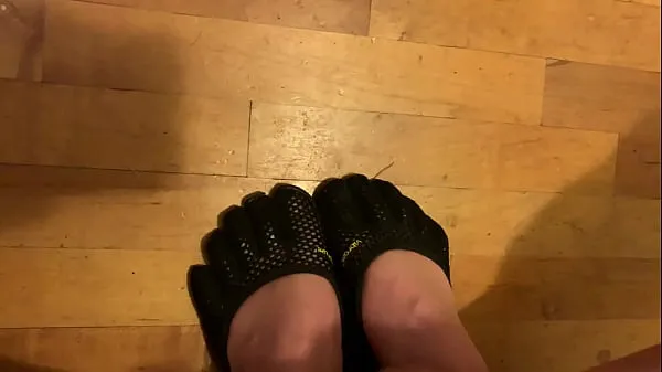 Big HUGE cumshot on Vibram Five-Fingers shoes warm Tube