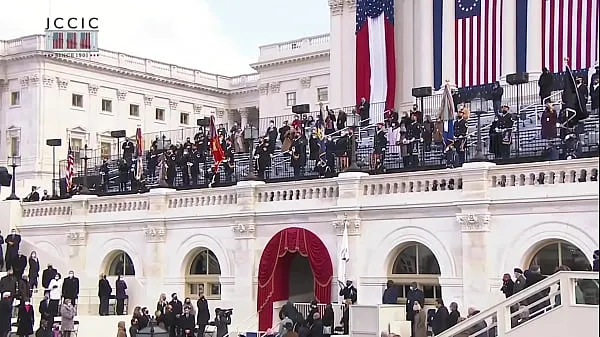 大Lady Gaga Sings The National Anthem At Joe Biden's Inauguration 2021暖管