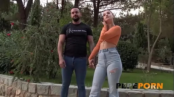 Young and beautiful couple tries their first porno: Meet amazing Candy Fly أنبوب دافئ كبير
