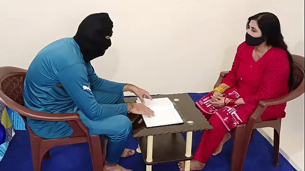Suuri Very Hot Indian Female Teacher Hard Sex With Her Student lämmin putki