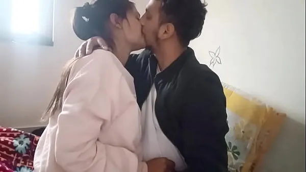 Suuri Desi couple hot kissing and pregnancy fuck lämmin putki