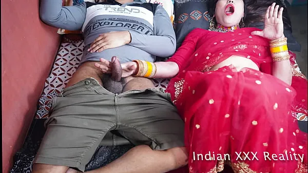 Suuri indian step mom before holi XXX in hindi lämmin putki