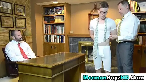بڑی Shaved mormon elder tugs گرم ٹیوب