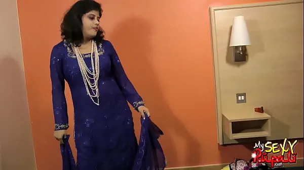 Stort sexy indian babe rupali bhabhi boobs exposed varmt rør